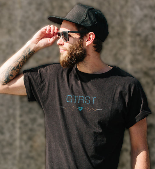 'GTRST' Shred-Shirt